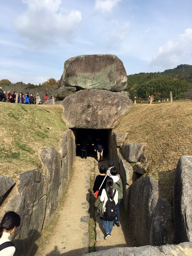 遺跡見学の様子2