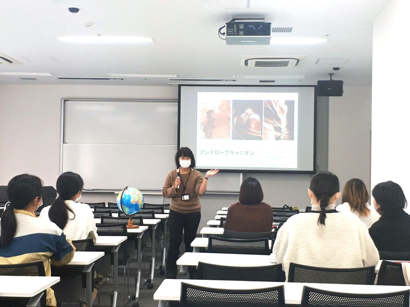 なんでも聞こう！カフェの様子1